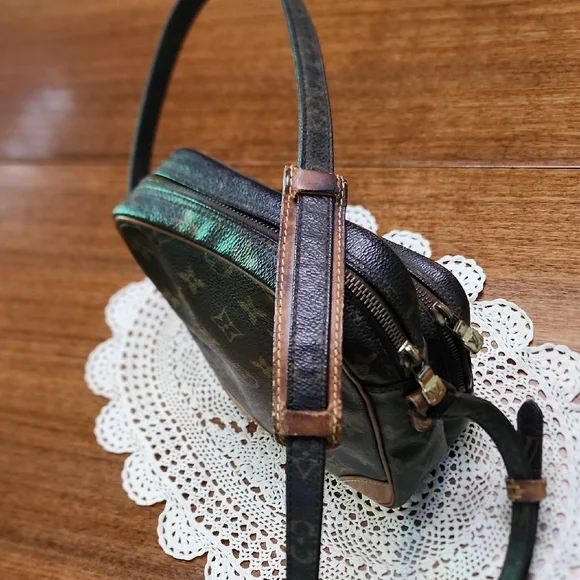 Louis Vuitton Brown Messenger Bag with Monogram Canvas - Picture 9 of 10